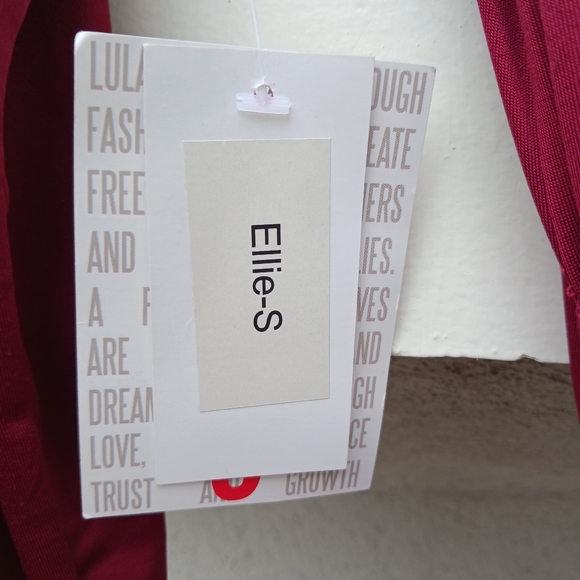 NWT LuLaRoe Woman SIZE S - Picture 7 of 8